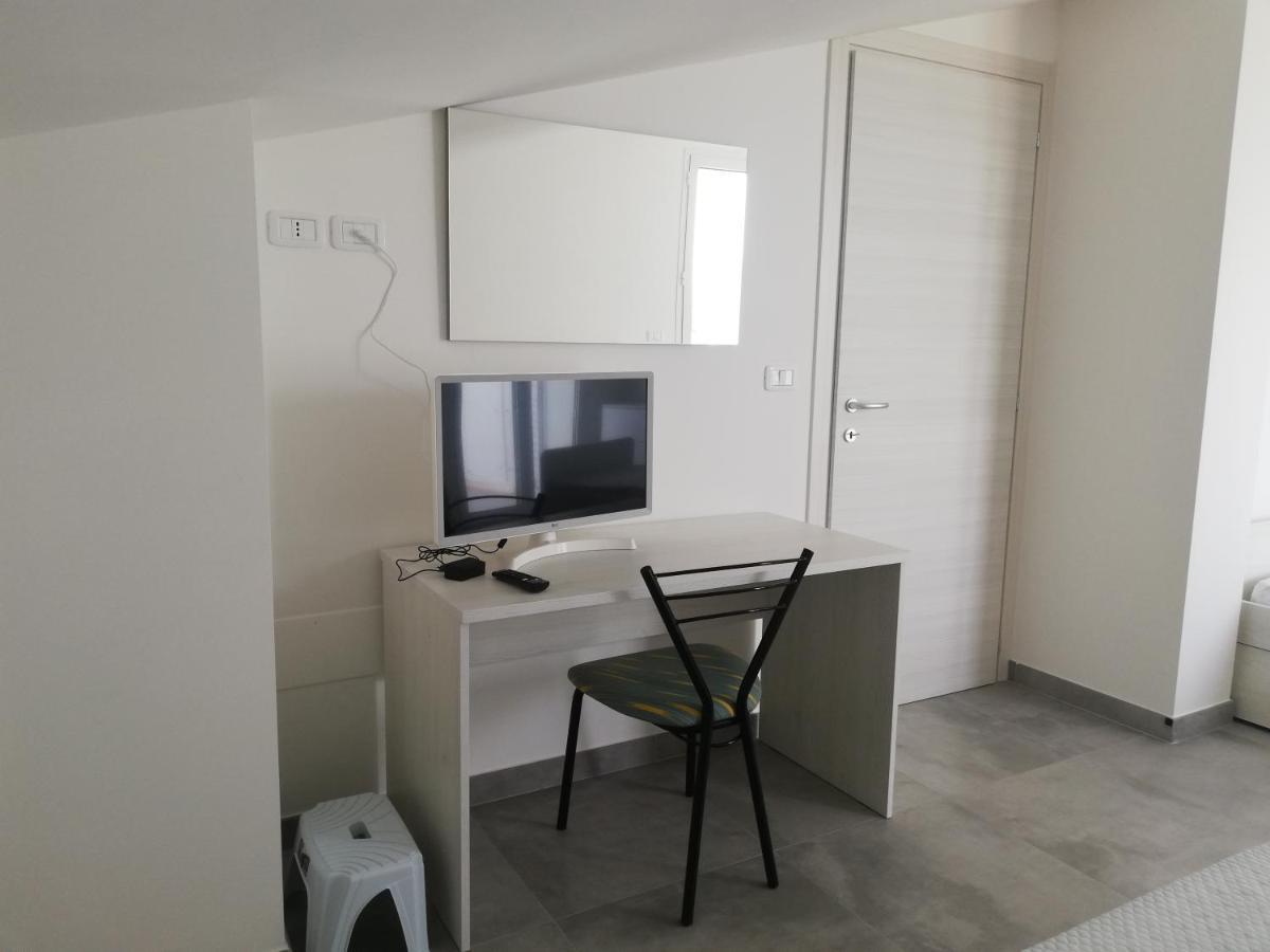 Attico Fronte Mare Apartment Martinsicuro Luaran gambar